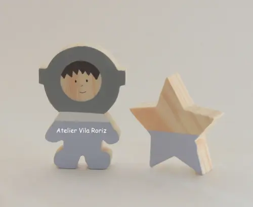 Dupla de Adornos: Astronauta e Estrela Pinus