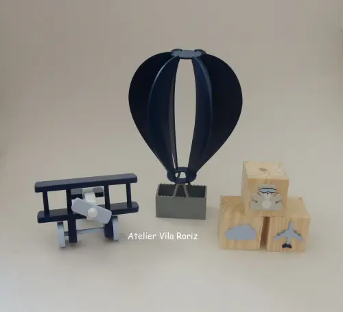Kit Adornos: Balão e Avião 3d e Trio Cubos A