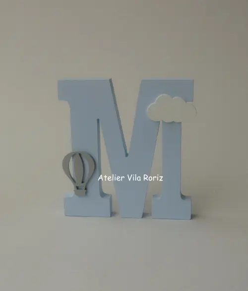 Kit Adornos: Arco-Íris, Letra Inicial 18 cm Marinho e Trio Cubos