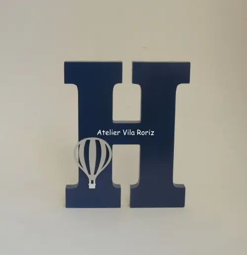 Adorno Letra Madeira 20 cm Balão