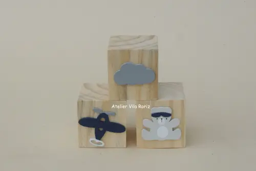 Adorno Trio Cubos Pinus Urso Aviador A
