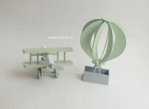 Kit Adornos: Avião 3d e Balão Verde, Cinza e Branco
