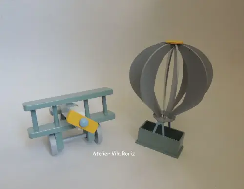 Kit Adornos: Avião 3d e Balão Verde Azulado