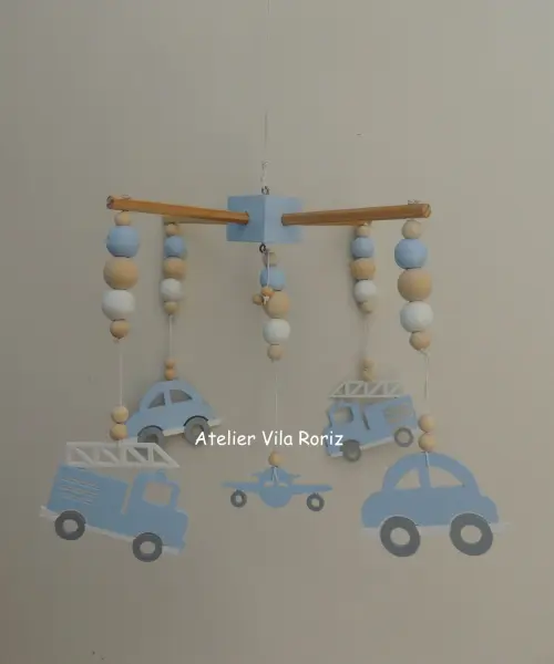 Móbile Madeira Transportes Azul e Branco