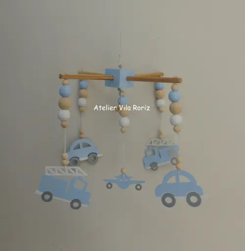 Móbile Madeira Transportes Azul e Branco