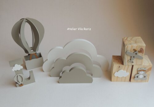 Kit Adornos: Balão 3d G, Letra, Trio Cubos e Nuvem Arcos Bege