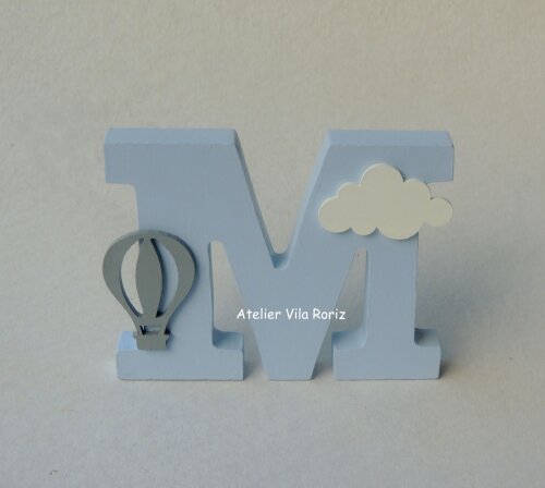 Adorno Letra Madeira 10 cm Balão e Nuvem