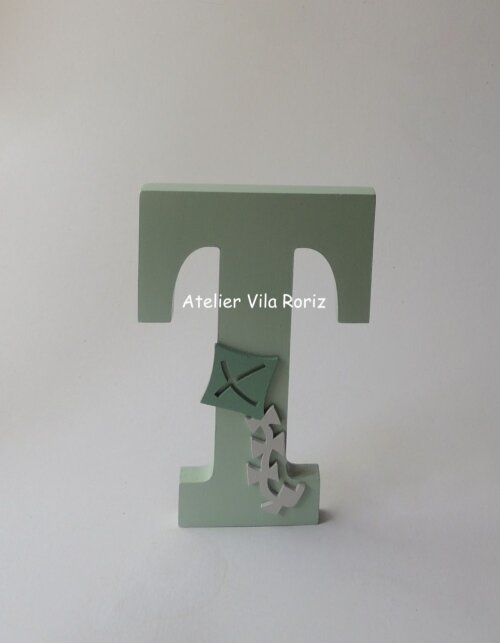 Adorno Letra Madeira Verde 15 cm