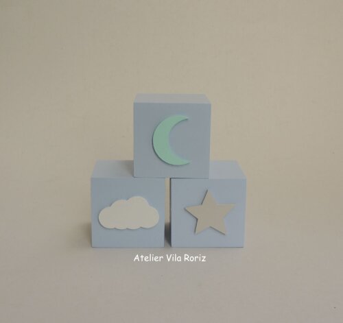 Kit Adornos: Letra 20 cm e Trio Cubos Ovelha