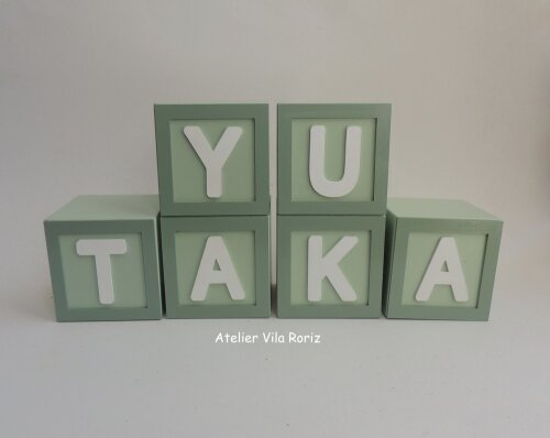 Adorno Cubos com Moldura 10 x 10 cm Letras (Valor Unitário)