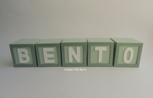 Adorno Cubos com Moldura 10 x 10 cm Letras (Valor Unitário)