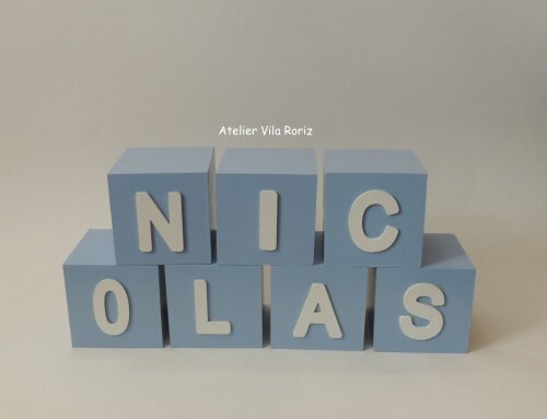 Adorno Cubos 10x10 cm Letras (Valor Unitário)