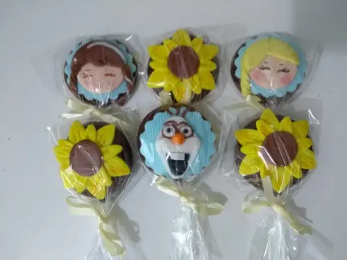 Pirulito de Chocolate Frozen fever