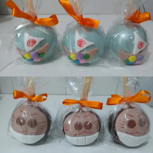Maçãs com chocolate Moana