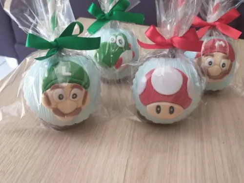 Maçã decorada Mário Bros