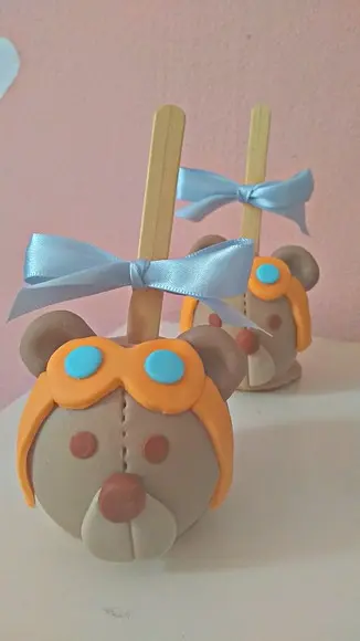 Maçã Urso Aviador