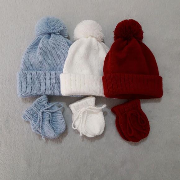 Combo Toucas com Pompom e Luvas para Bebê