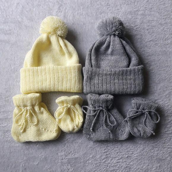 Combo Toucas com Pompom Meias e Luvas para Bebê