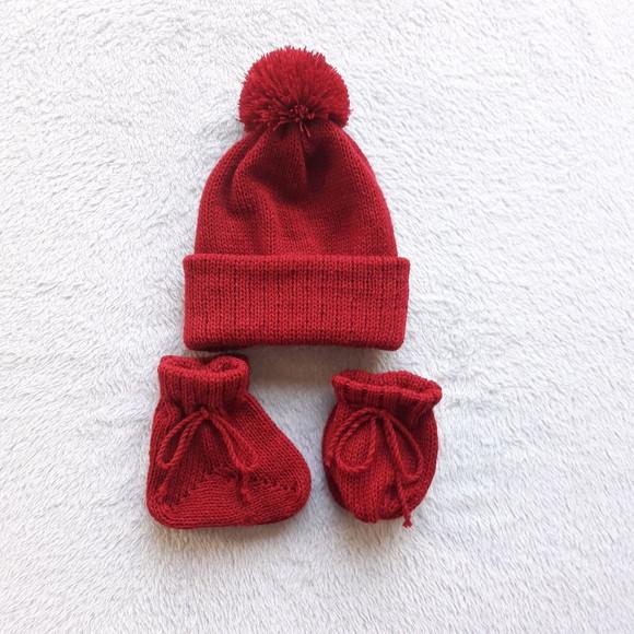 Kit Touca Pompom, Meias e Luvas Bebê Recém Nascido Vermelha