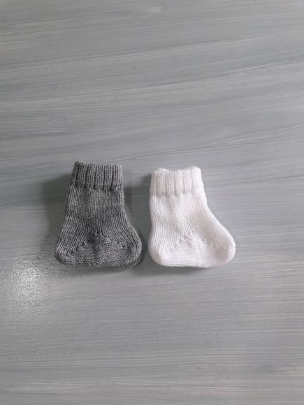 Meias recém nascido em tricot