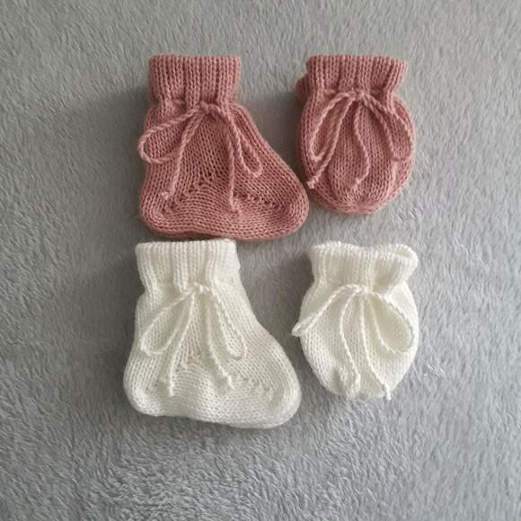 Meias e Luvas para Bebê Rosê e Off White
