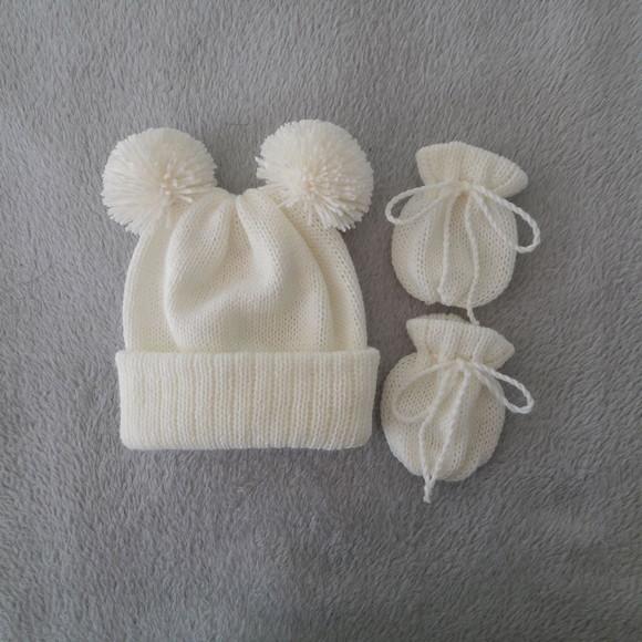 Touca Dois Pompons e Luvas Bebê Off White
