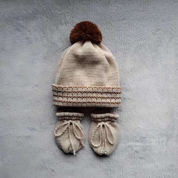 Touca Gorro Pompom Luvas Bebê Bege Claro e Marrom