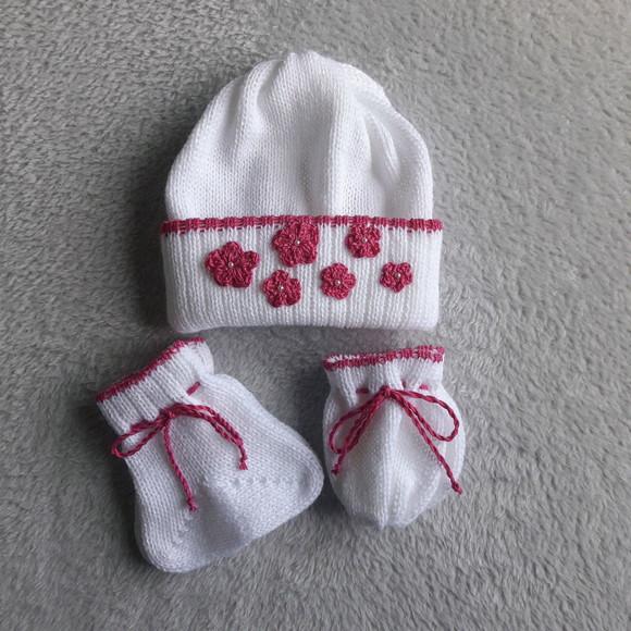 Touca Meias e Luvas para Bebê Rn na Cor Branca e Pink