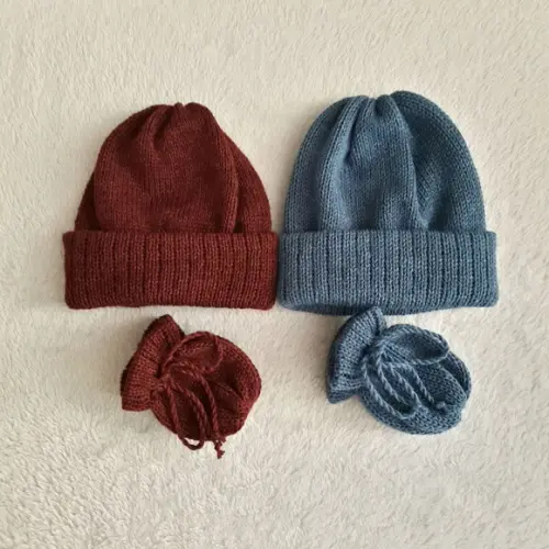 Combo Dois Kits Touca e Luvas em Trico e Crochê Bebê