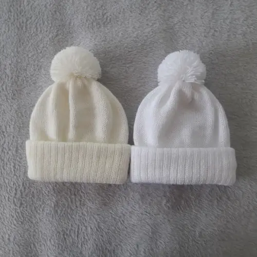 Combo Toucas com Pompom Bebê Rn Off White e Branca