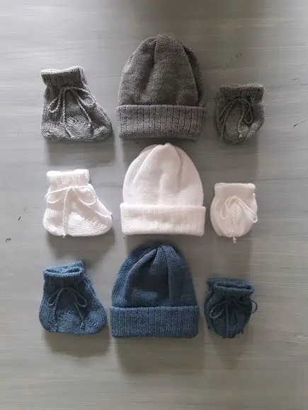 Combo Toucas, Luvas e Sapatinhos de Lã Rn