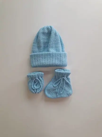 Conjunto de Touca, Meias e Luvas para Bebê 4 a 6 Meses