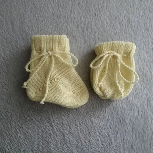 Meias e Luvas para Bebê Amarelo Claro