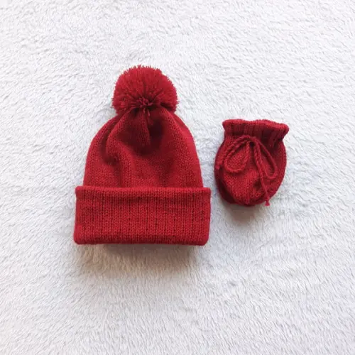 Touca com Pompom e Luvas para Bebê Rn Vermelha