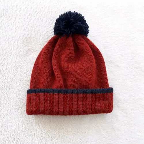 Touca com Pompom Infantil Bordeaux e Azul Marinho