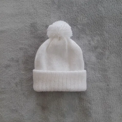 Touca com Pompom Tricô e Crochê para Bebê Tamanho P