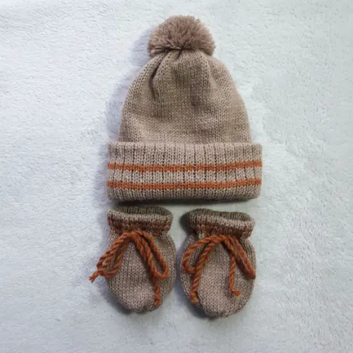Touca Gorro Pompom Luvas Bebê Káqui e Caramelo