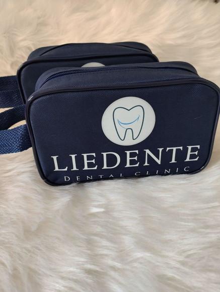 Necessaire Brinde