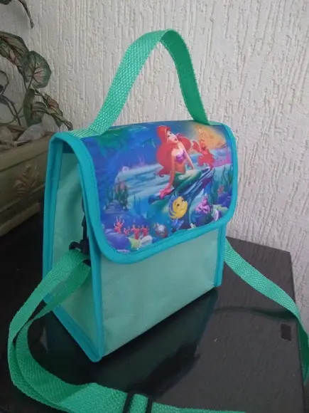 Bolsa Térmica com Alça Tiracolo