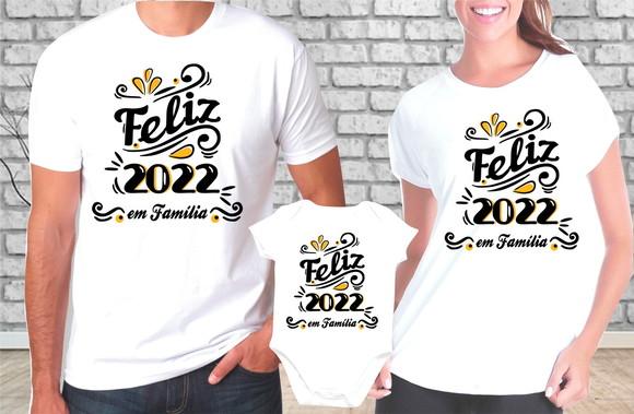 Kit com 18 Camisetas Feliz 2025 em Família