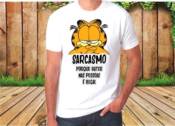 Camiseta Garfield Sarcasmo Porque Bater nas Pessoas É Ilegal