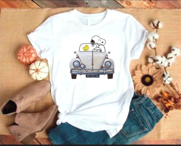 Camiseta Snoopy Andando de Fusca