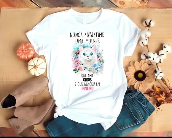 Camiseta Nunca Subestime uma Mulher que Ama Gatos ...