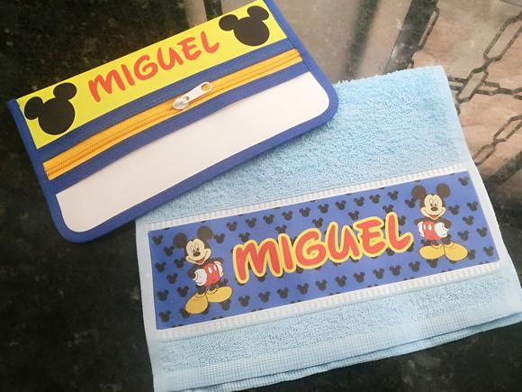Necessaire Higiene Bucal + Toalha Lavabinho Mickey