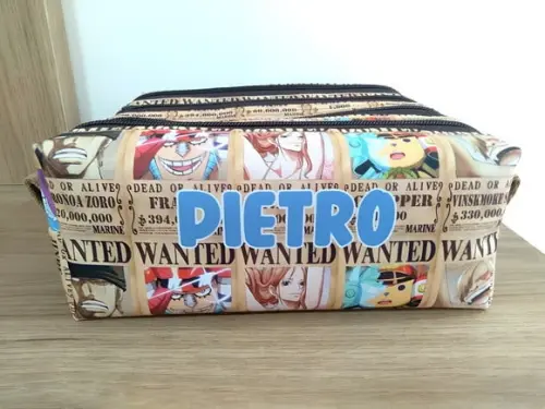 Estojo Escolar com 4 Zíperes One Piece