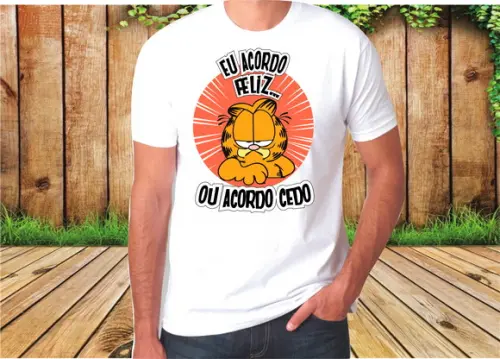 Camiseta Garfield Eu Acordo Feliz .. ou Acordo Cedo