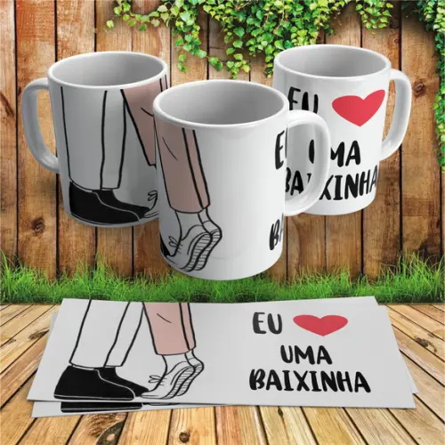 Caneca Eu Amo uma Baixinha #1