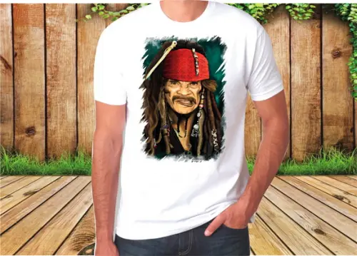 Camiseta Seu Madruga Pirata do Caribe