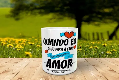 Caneca Gospel Quando Eu Olho para Cruz