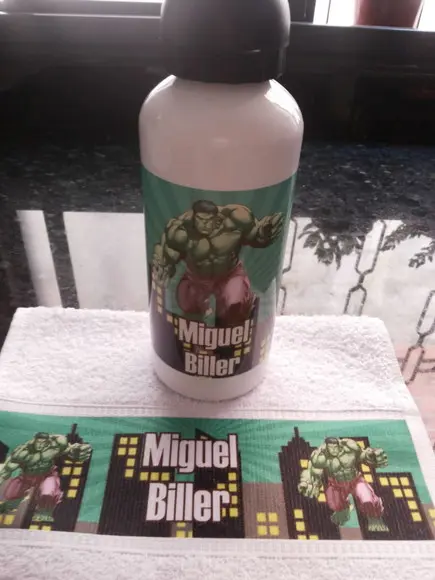 Kit Toalha + Squeeze Personalizados